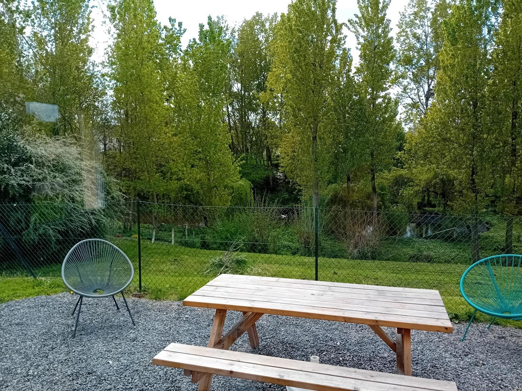 Maison Au Coeur De La Nature Cerisy-la-Foret Buitenkant foto