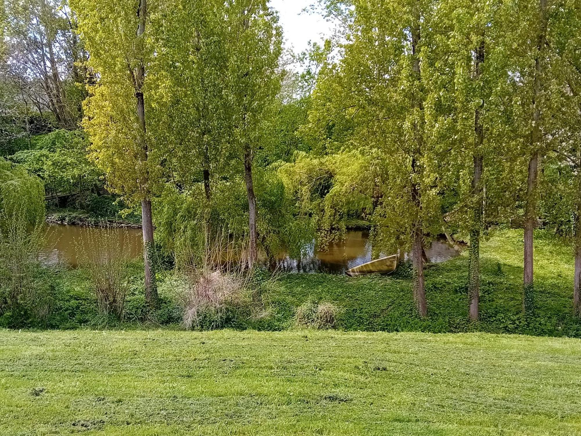 Maison Au Coeur De La Nature Cerisy-la-Foret Buitenkant foto