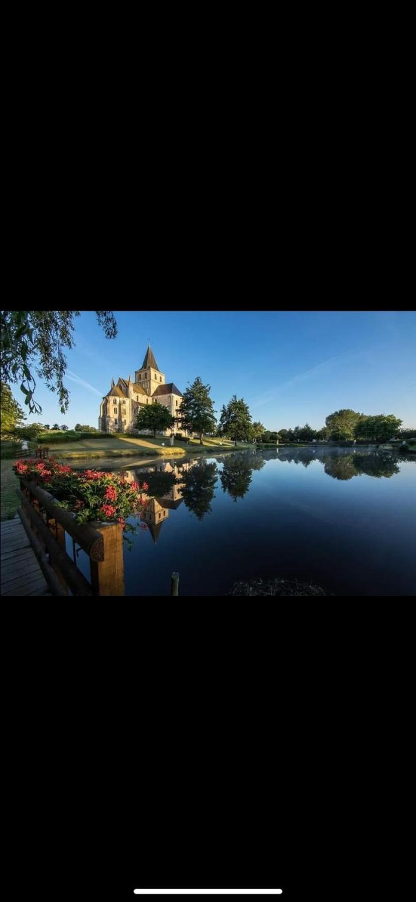 Maison Au Coeur De La Nature Cerisy-la-Foret Buitenkant foto